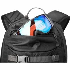 Sacs à Dos Ski DAKINE MISSION PRO 18L BLACK 23 Noir -Raquettes neige Soldes 9 44826 mission pro 18l black 10002063 BLK 04